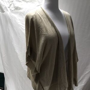 Chico’s metallic kimono style shrug size S/M